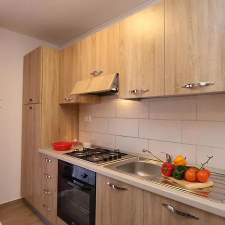 アパート Mirjana *