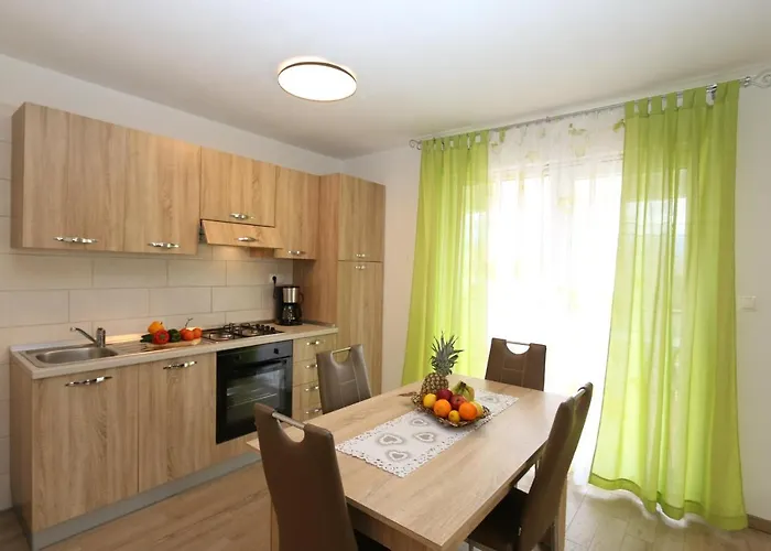 Apartamento Mirjana *