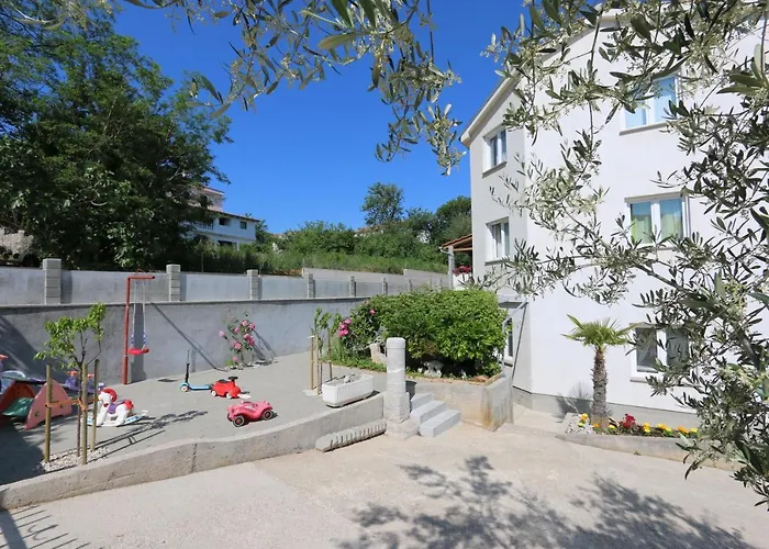 Mirjana アパート